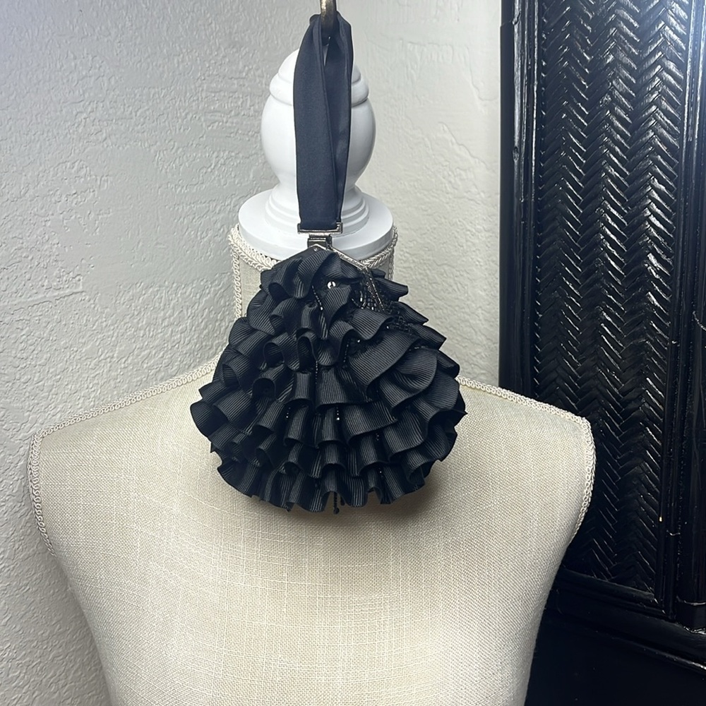 BADGLEY MISCHKA VINTAGECOUTURE EVENING BAG BLACK RUFFLE BEADED - Picture 13 of 13